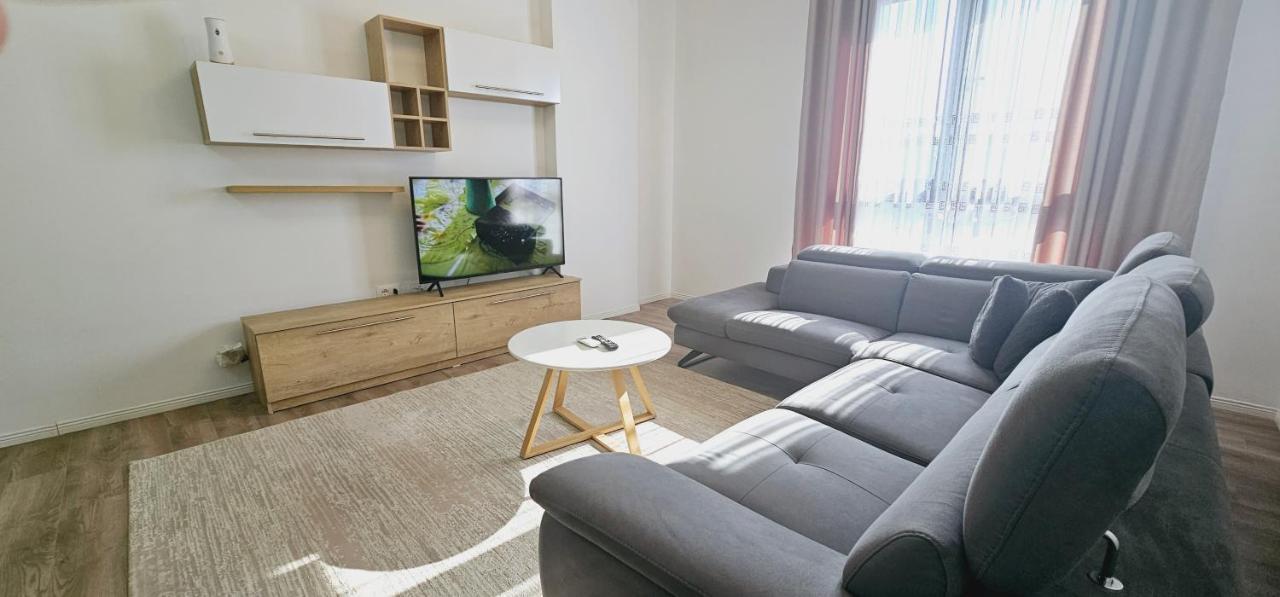 דירות טיראנה Myhouse At 21 Dhjetori מראה חיצוני תמונה