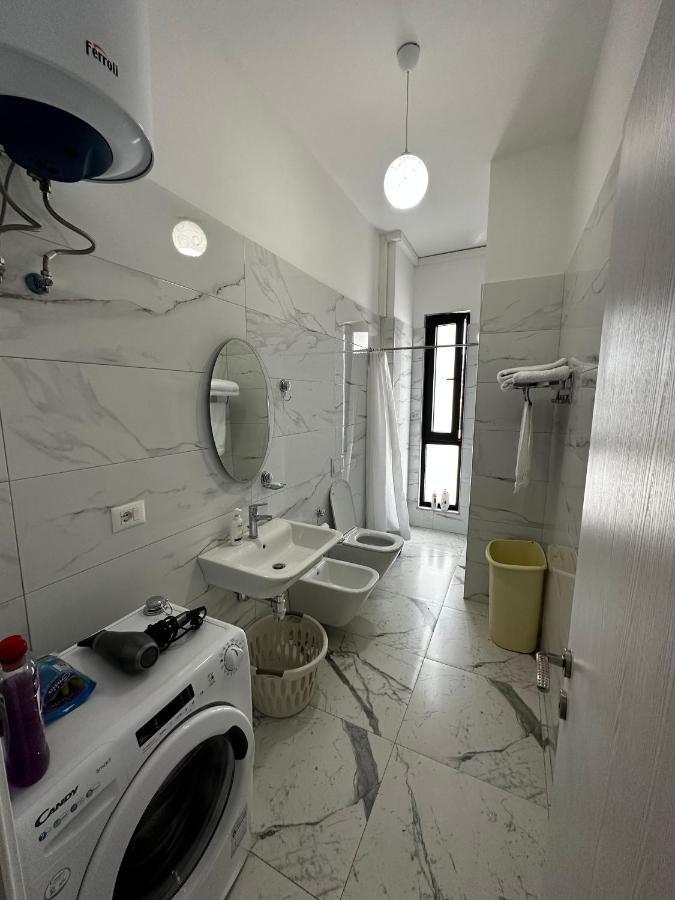 דירות טיראנה Myhouse At 21 Dhjetori מראה חיצוני תמונה