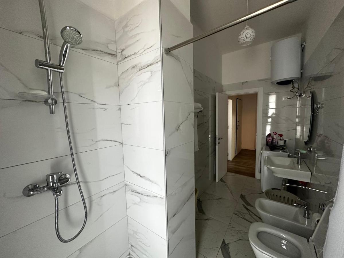 דירות טיראנה Myhouse At 21 Dhjetori מראה חיצוני תמונה